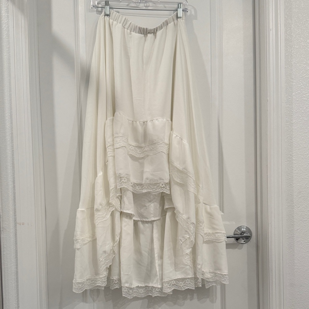 Boho Ivory Lace High-Low Skirt